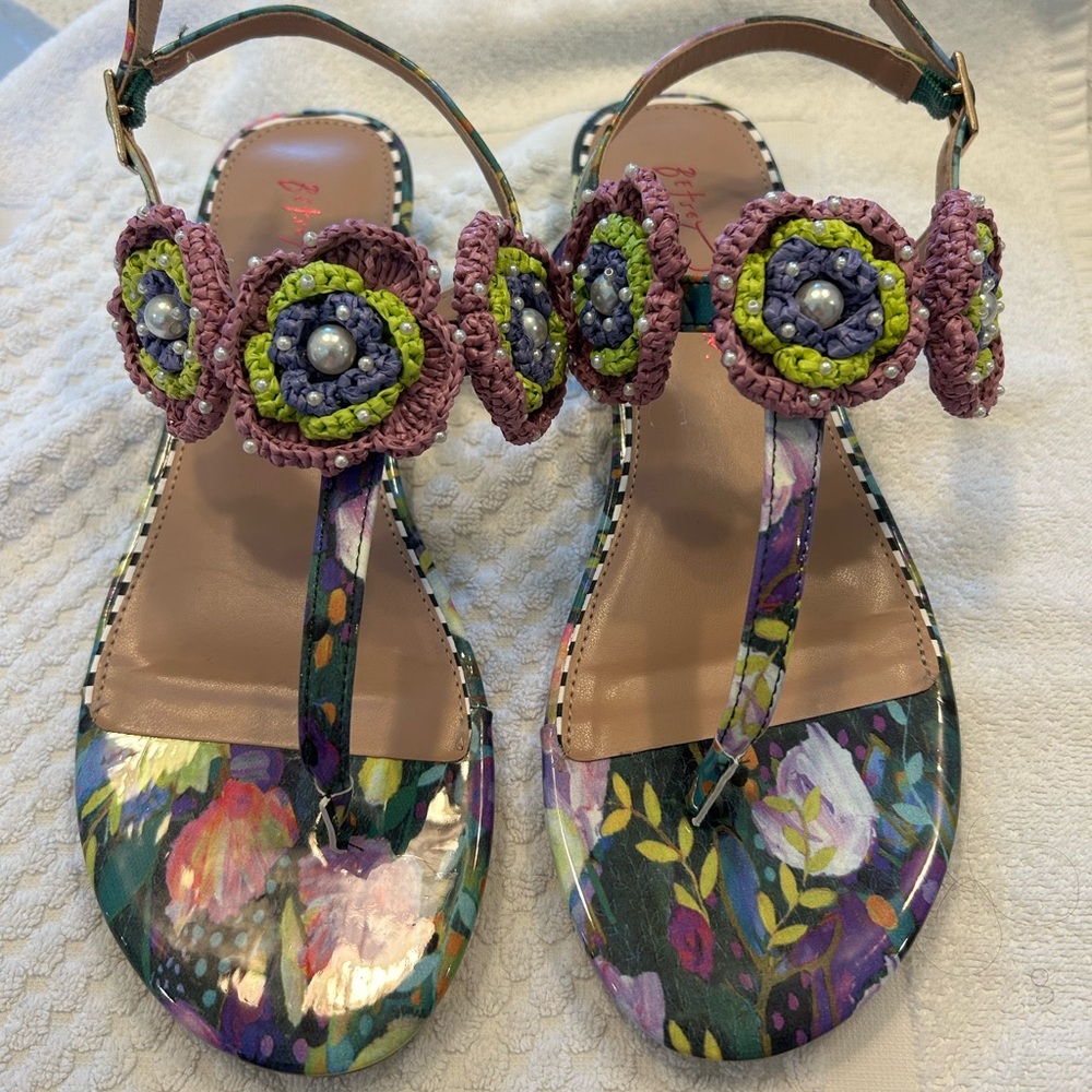 Betsey Johnson Cindii bright Multicolor sandals